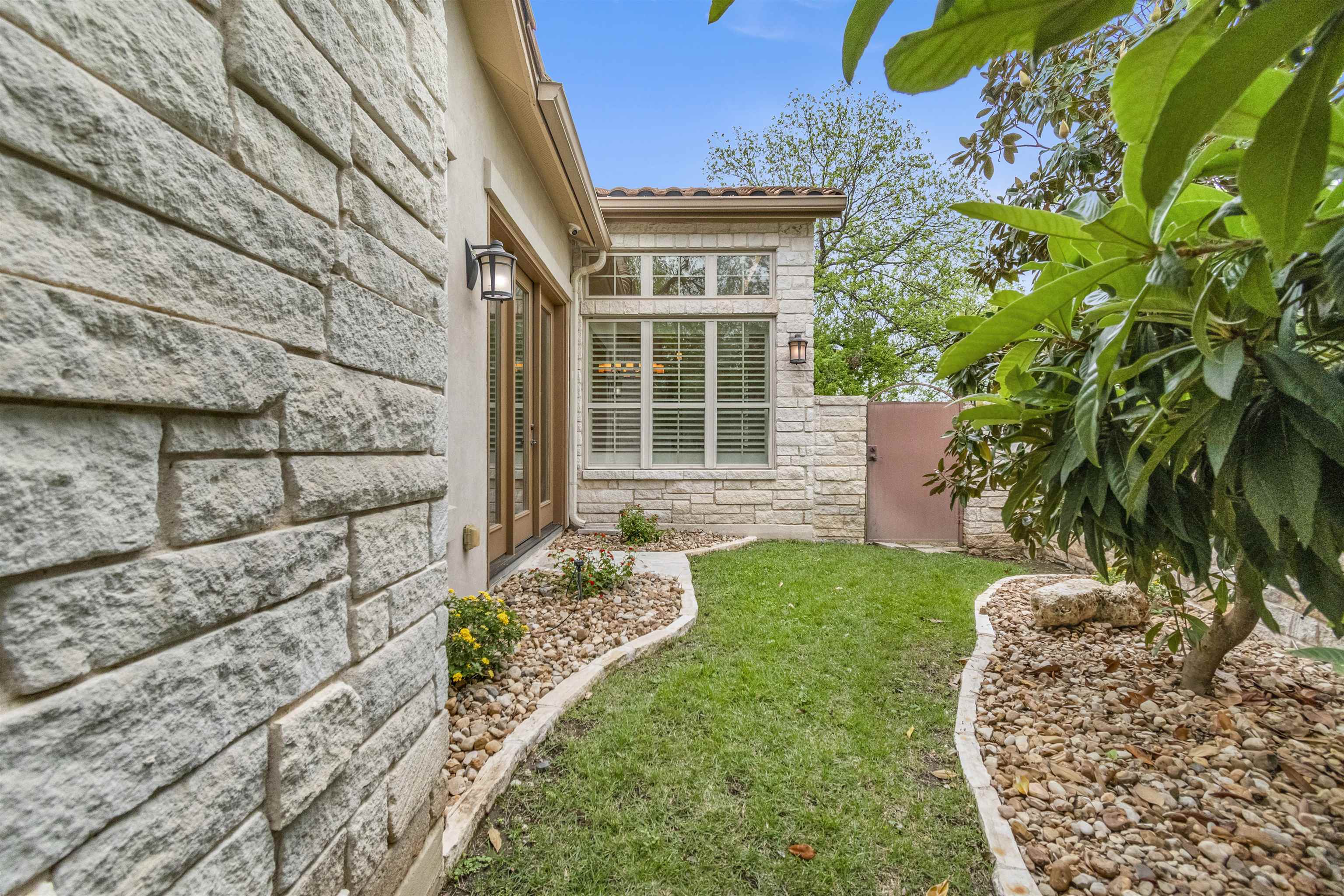 101 Blanco Court Horseshoe Bay TX 78657