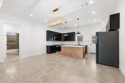 830 Woodland Hills Drive Granite Shoals TX 78654