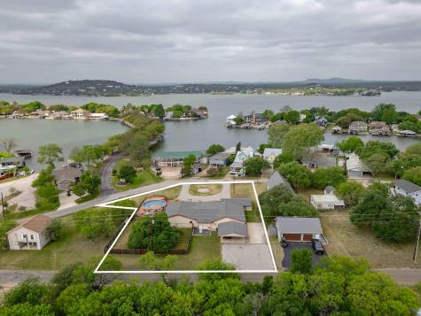 1307 Hillcrest Drive Granite Shoals TX 78654