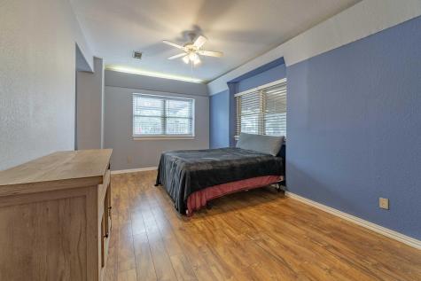 1307 Hillcrest Drive Granite Shoals TX 78654