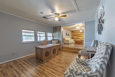 1307 Hillcrest Drive Granite Shoals TX 78654