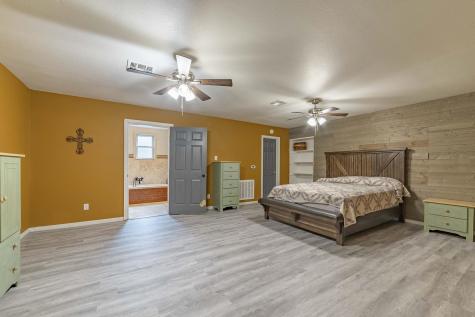 1307 Hillcrest Drive Granite Shoals TX 78654