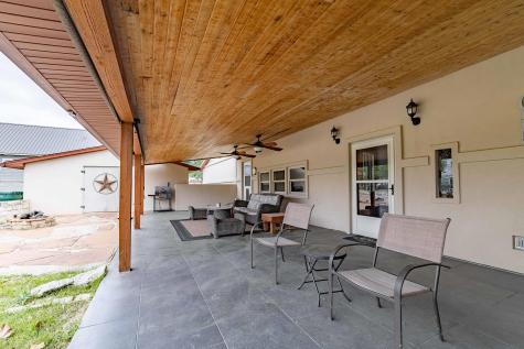 1307 Hillcrest Drive Granite Shoals TX 78654