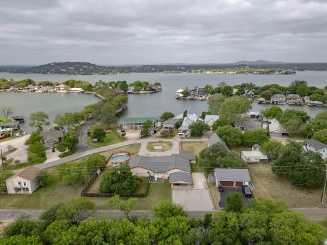 1307 Hillcrest Drive Granite Shoals TX 78654