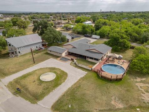 1307 Hillcrest Drive Granite Shoals TX 78654