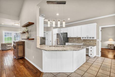 601 Sombrero Horseshoe Bay TX 78657