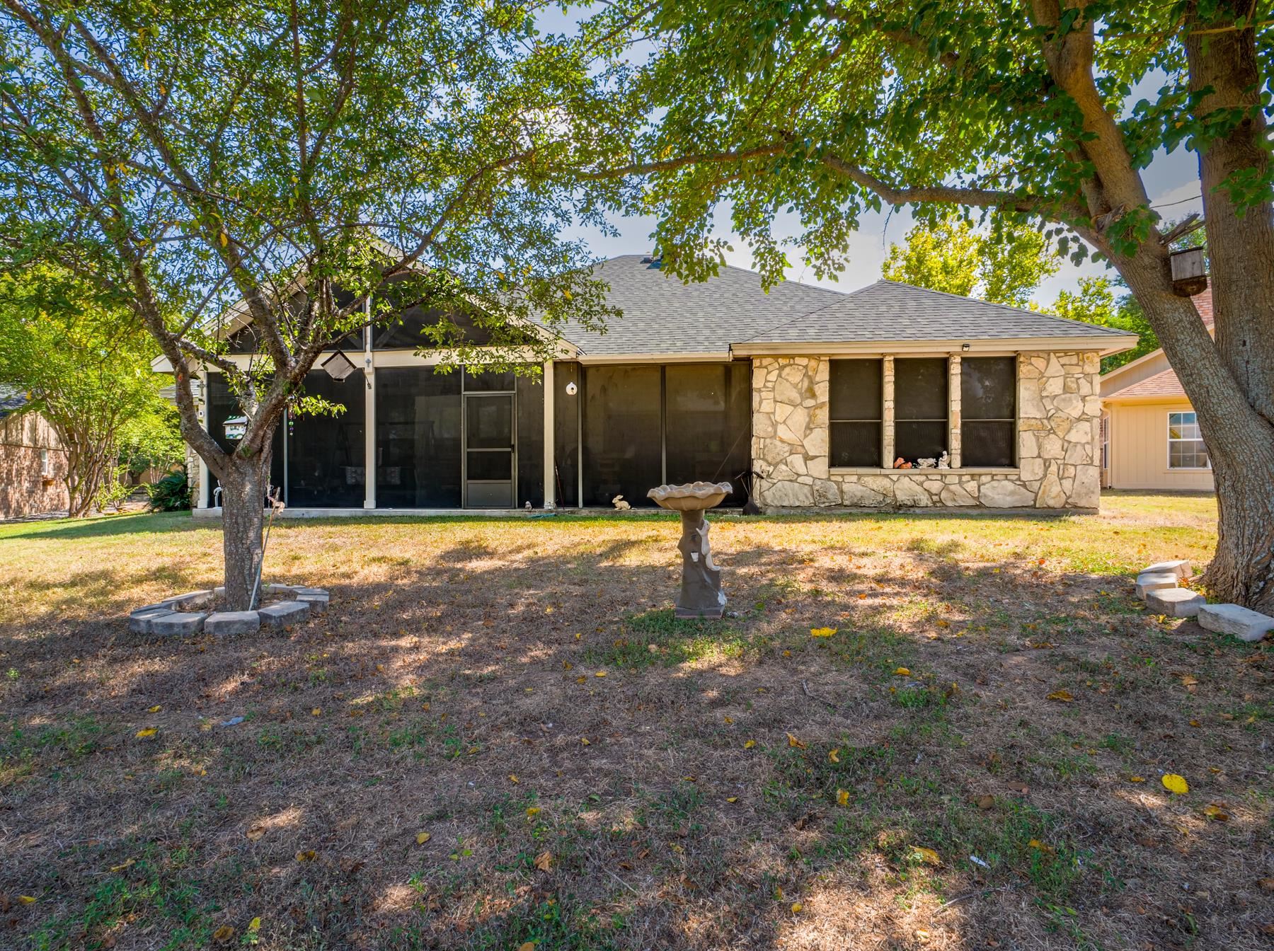 120 Meadowlakes Drive Meadowlakes TX 78654