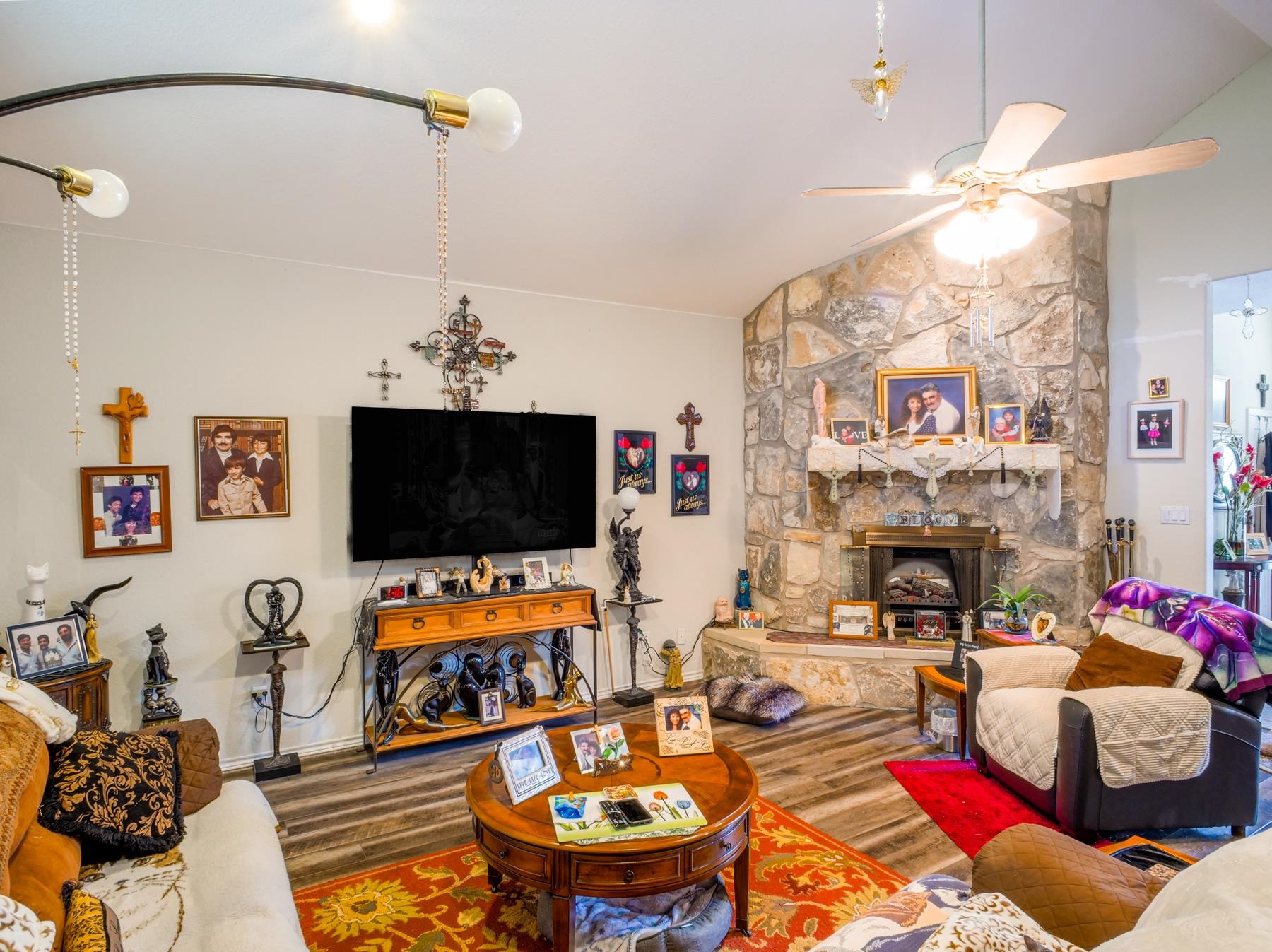 120 Meadowlakes Drive Meadowlakes TX 78654