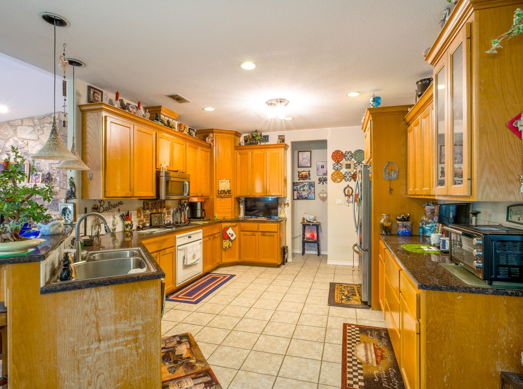 120 Meadowlakes Drive Meadowlakes TX 78654