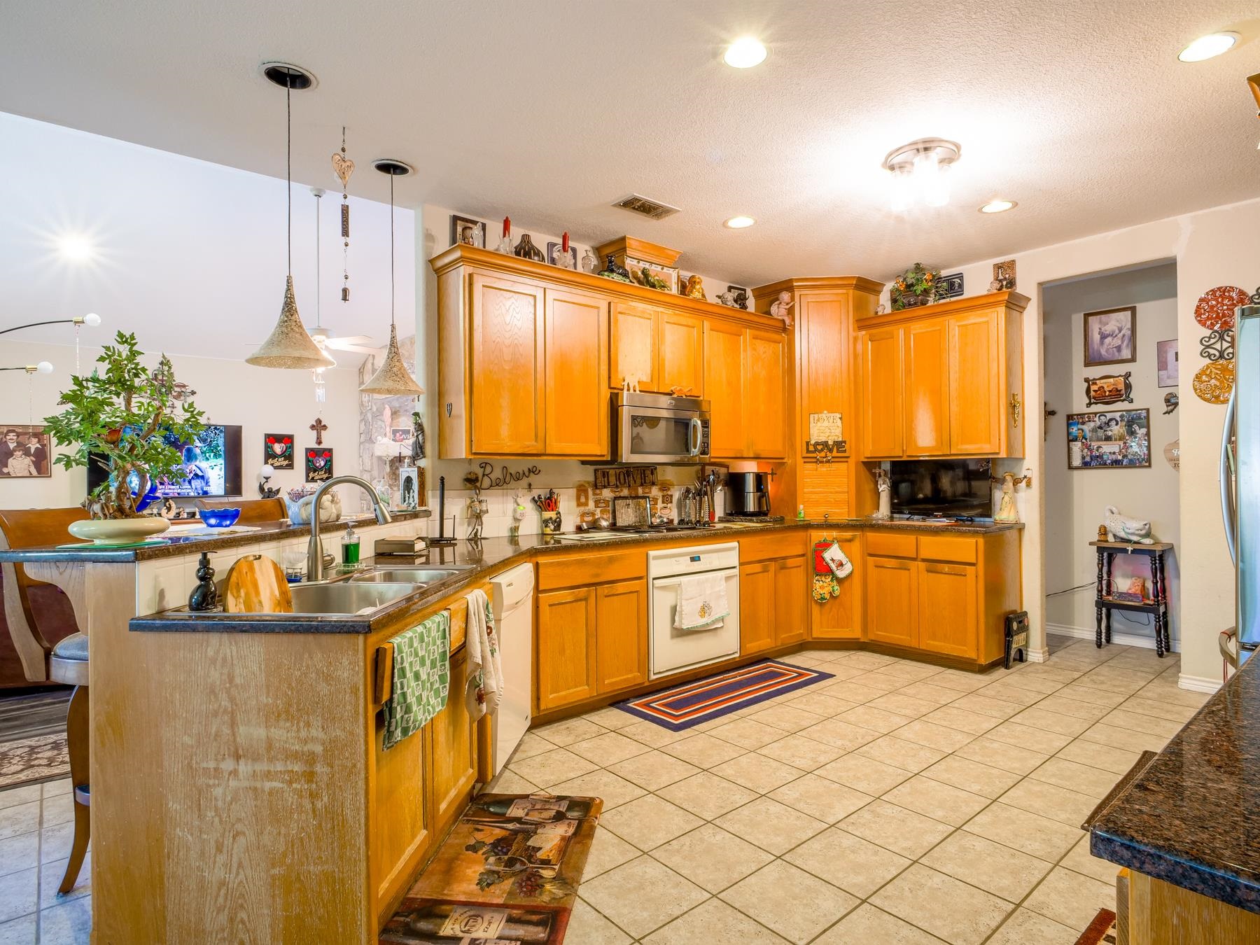 120 Meadowlakes Drive Meadowlakes TX 78654