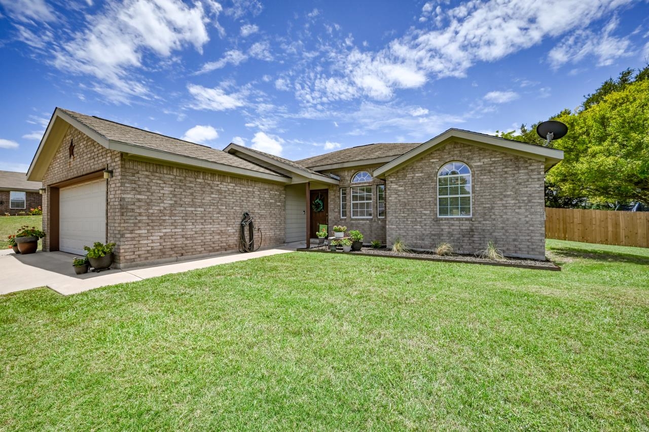 1401 E Johnson Street Burnet TX 78611