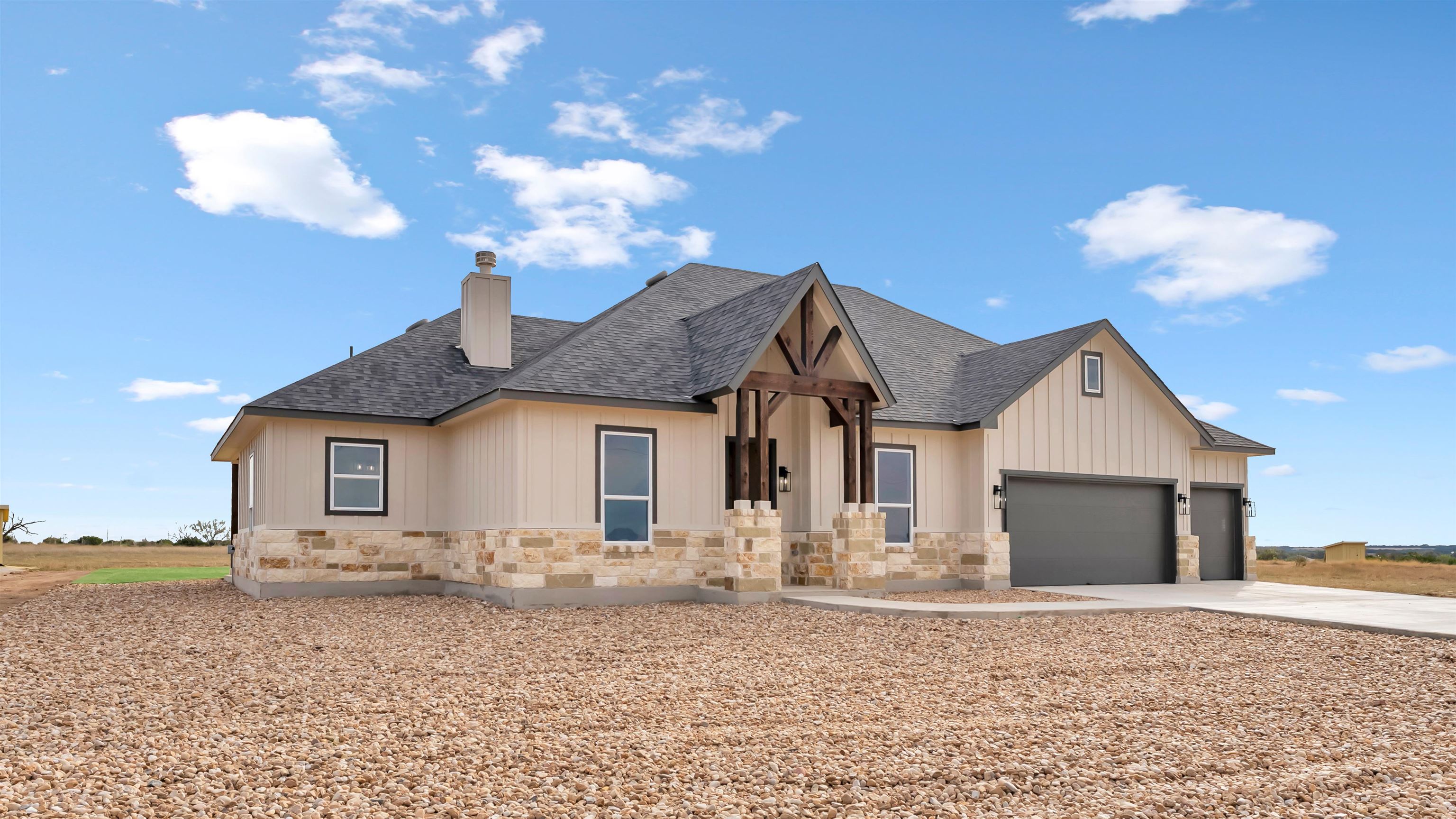 379 Prairie Point Road Bertram TX 78605