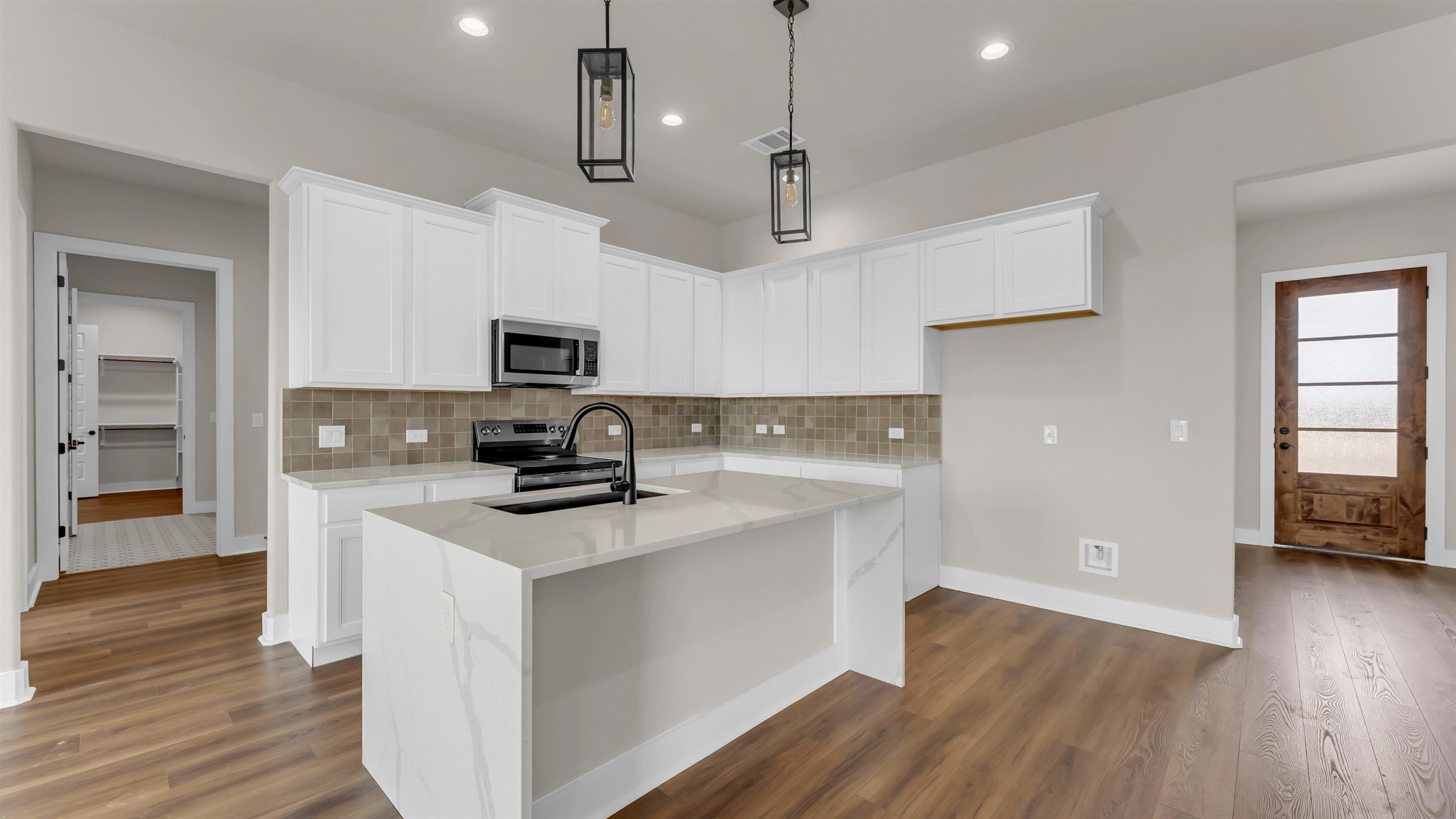 379 Prairie Point Road Bertram TX 78605