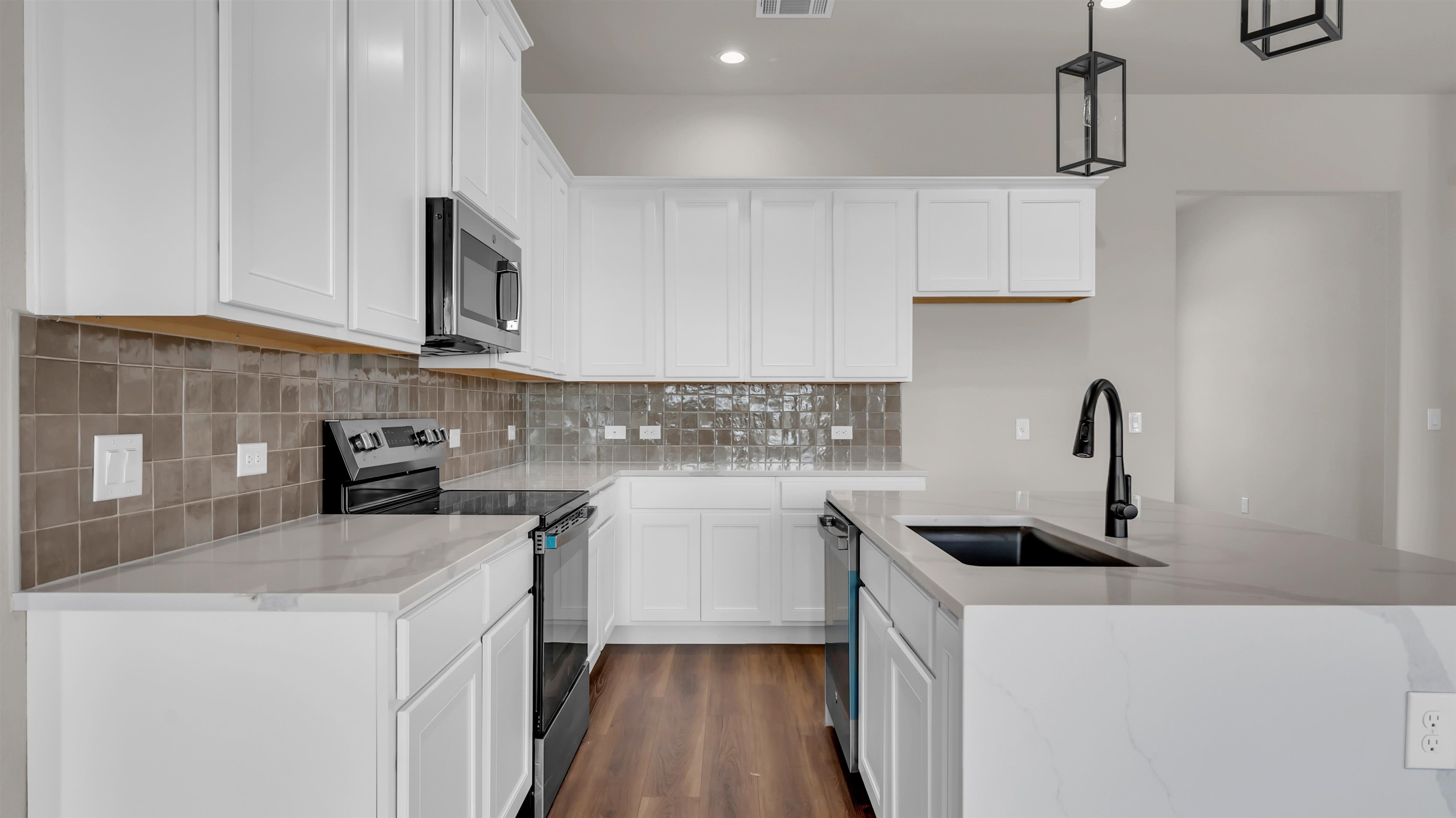 379 Prairie Point Road Bertram TX 78605