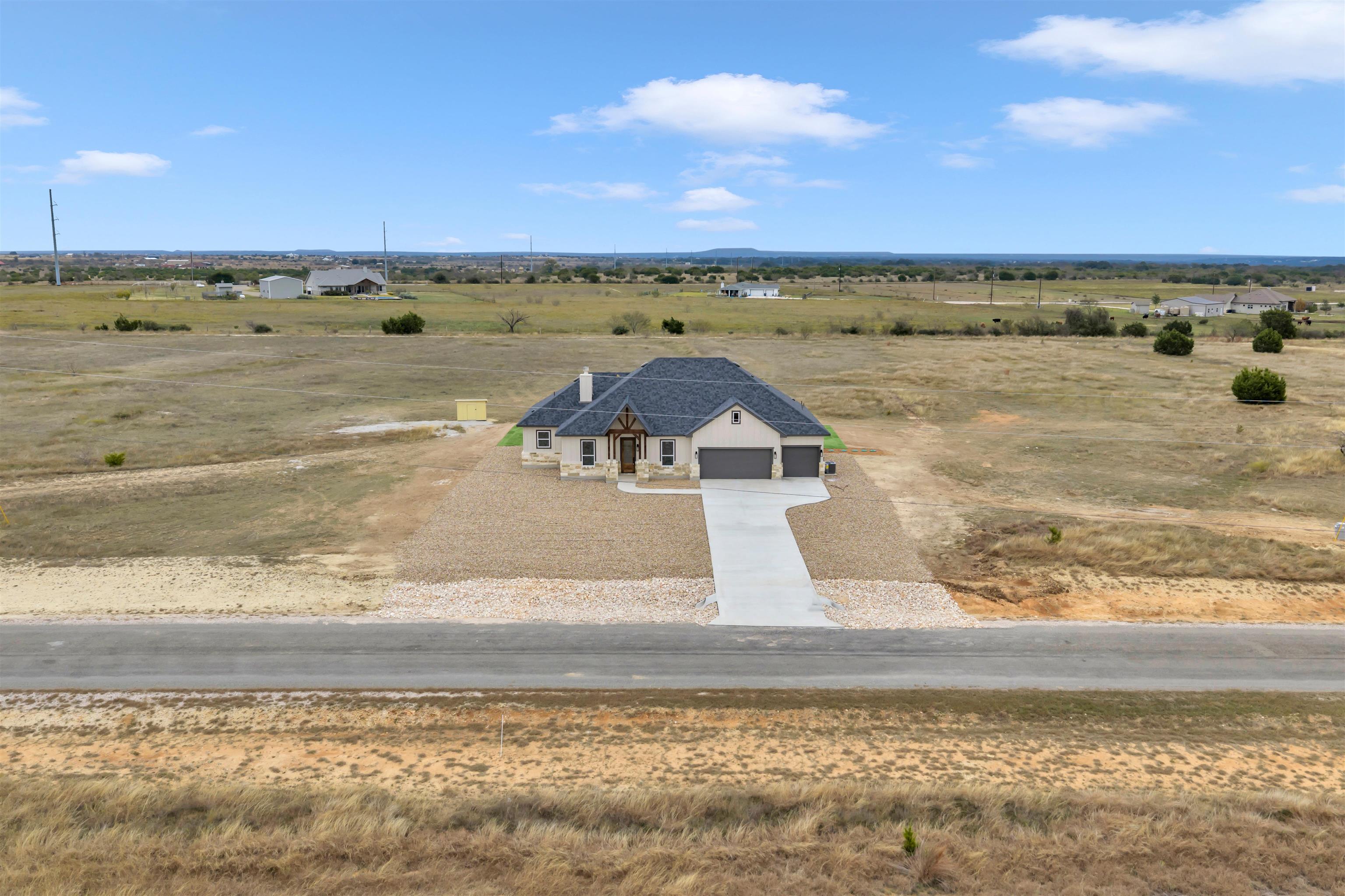 379 Prairie Point Road Bertram TX 78605
