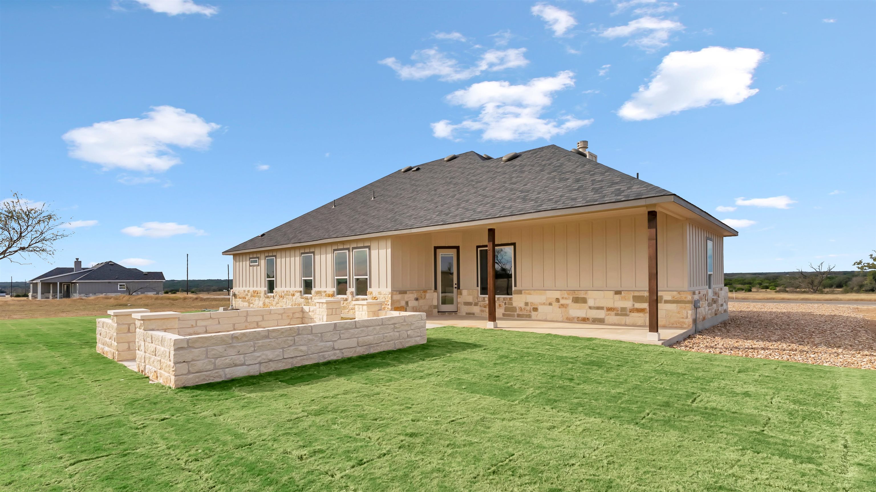 379 Prairie Point Road Bertram TX 78605