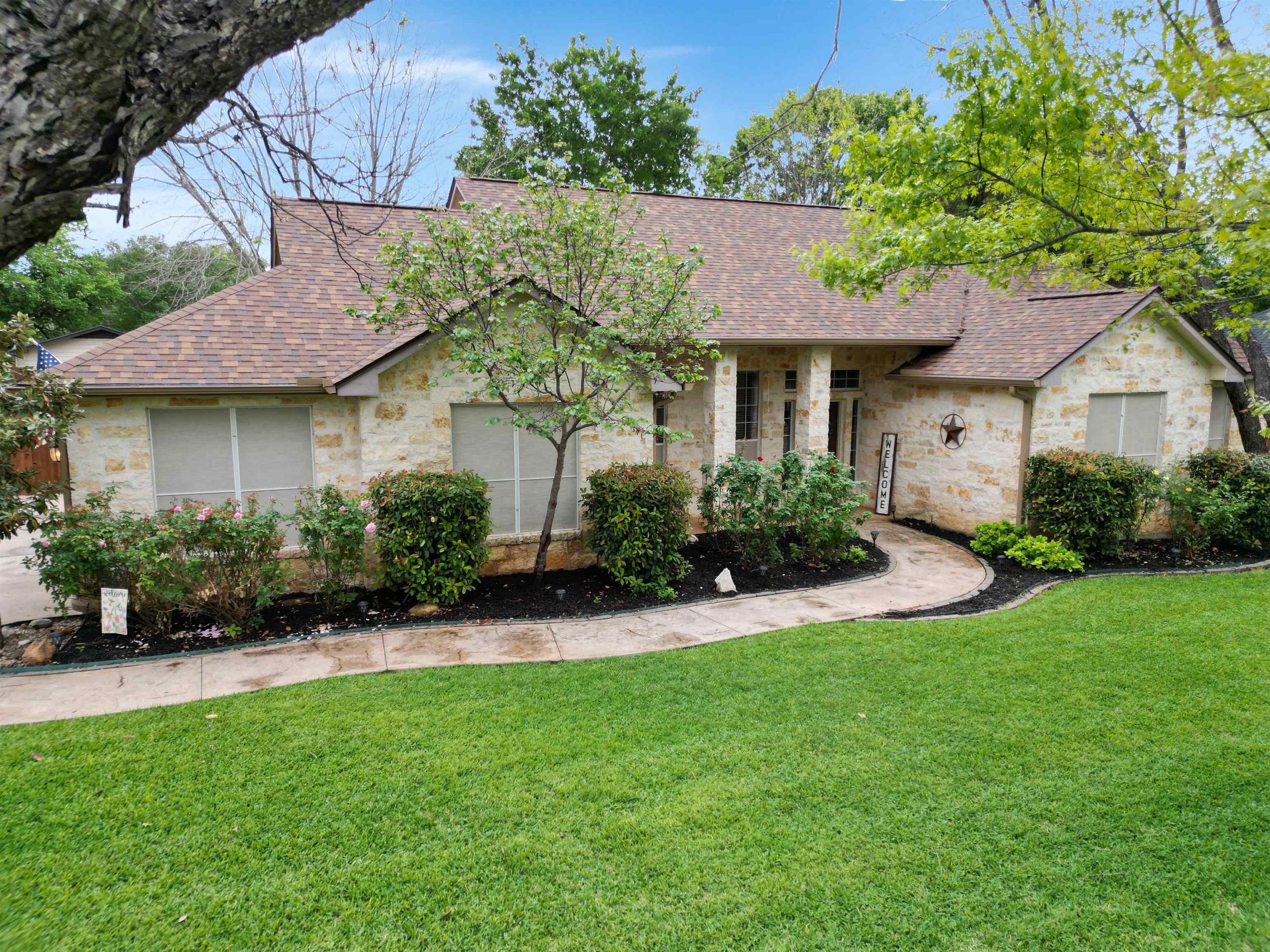 267 Meadowlakes Drive Meadowlakes TX 78654