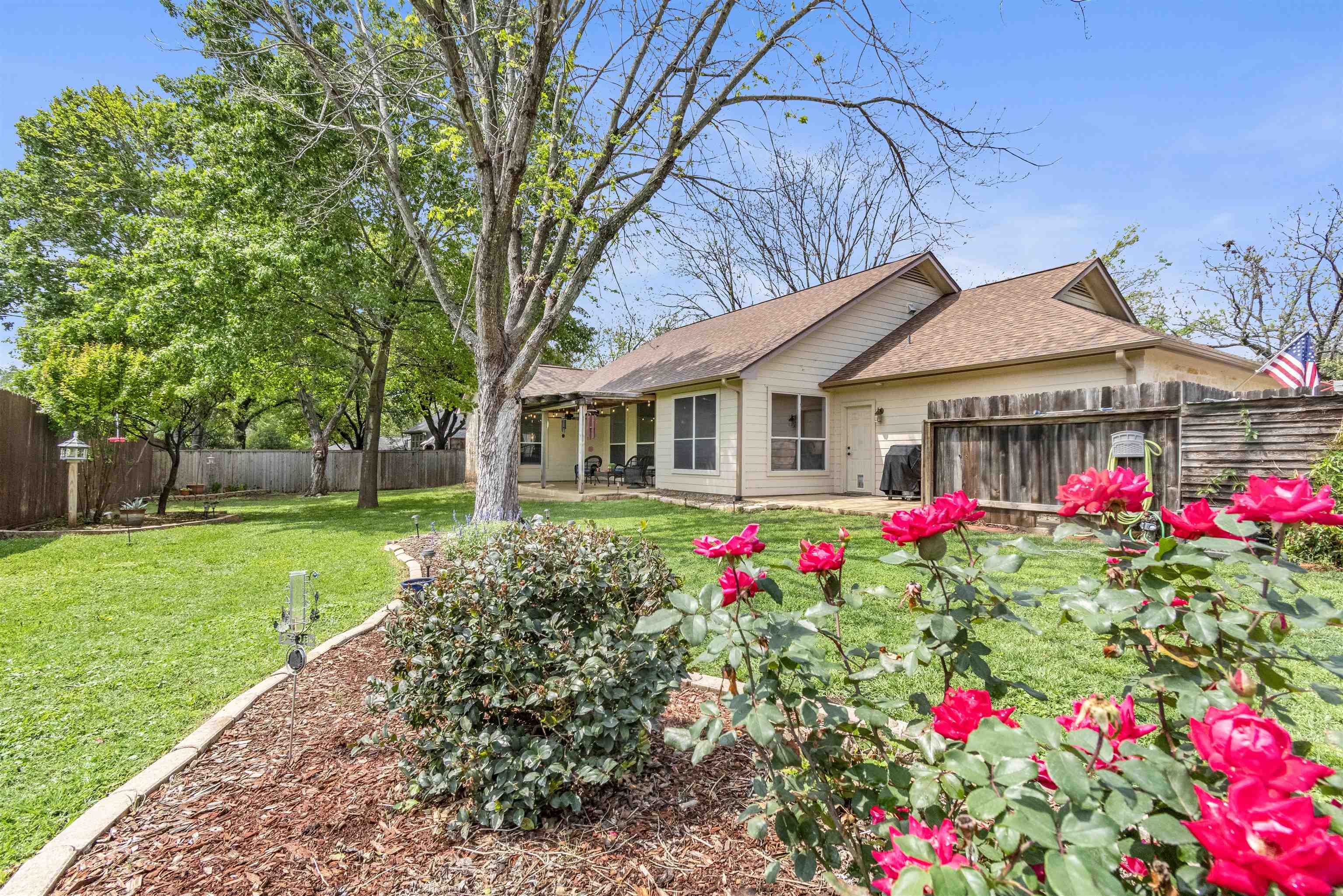 267 Meadowlakes Drive Meadowlakes TX 78654