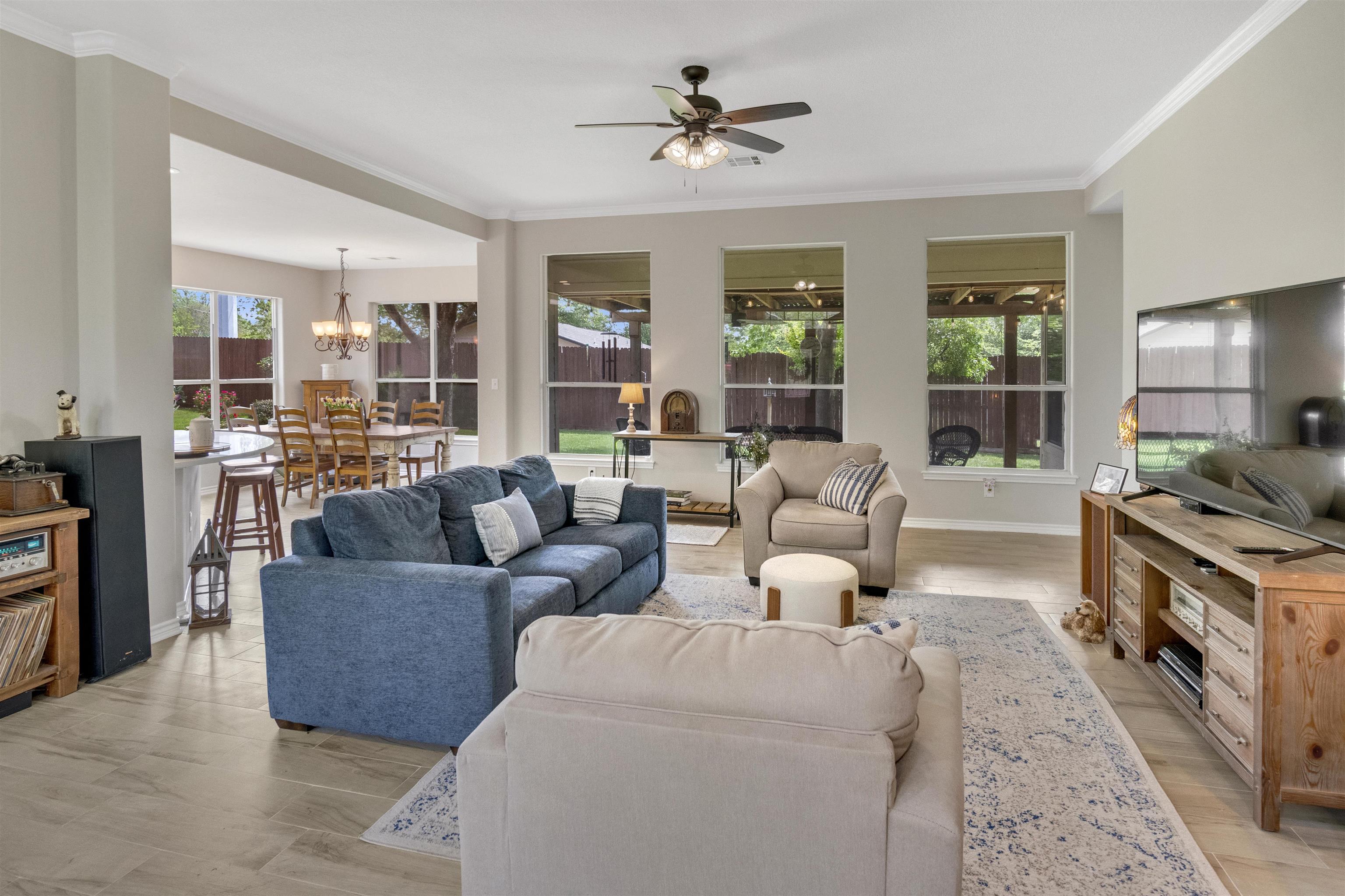 267 Meadowlakes Drive Meadowlakes TX 78654