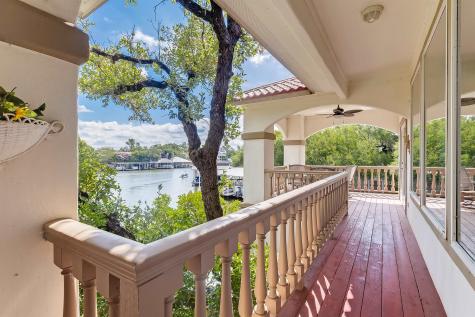 327 Elm Lodge Drive Kingsland TX 78639