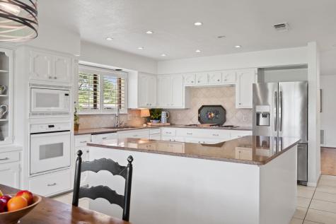 618 Hi Stirrup Horseshoe Bay TX 78657