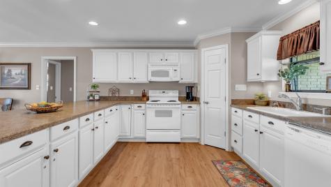 539 Ellen Williams Loop Kingsland TX 78639