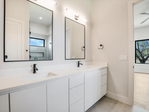 105 Island Court Horseshoe Bay TX 78657
