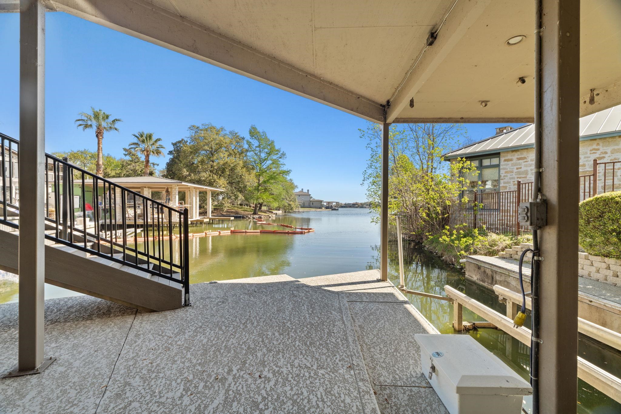 819 Broken Arrow Horseshoe Bay TX 78657