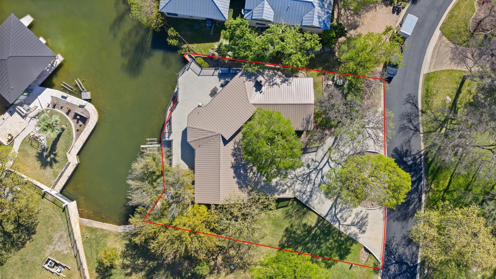 819 Broken Arrow Horseshoe Bay TX 78657