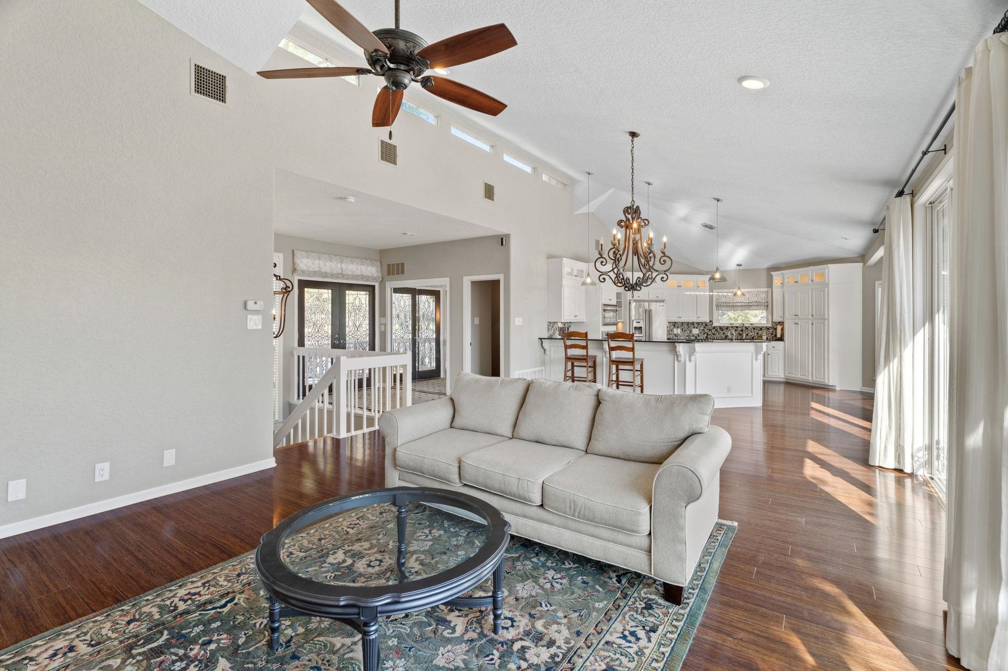 819 Broken Arrow Horseshoe Bay TX 78657