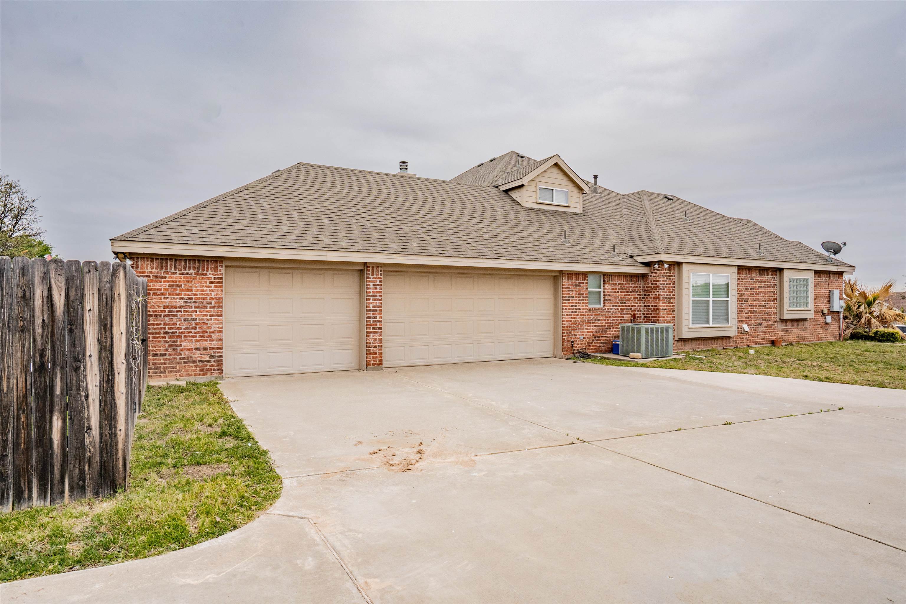 1005 Ashford Drive San Angelo TX 76901