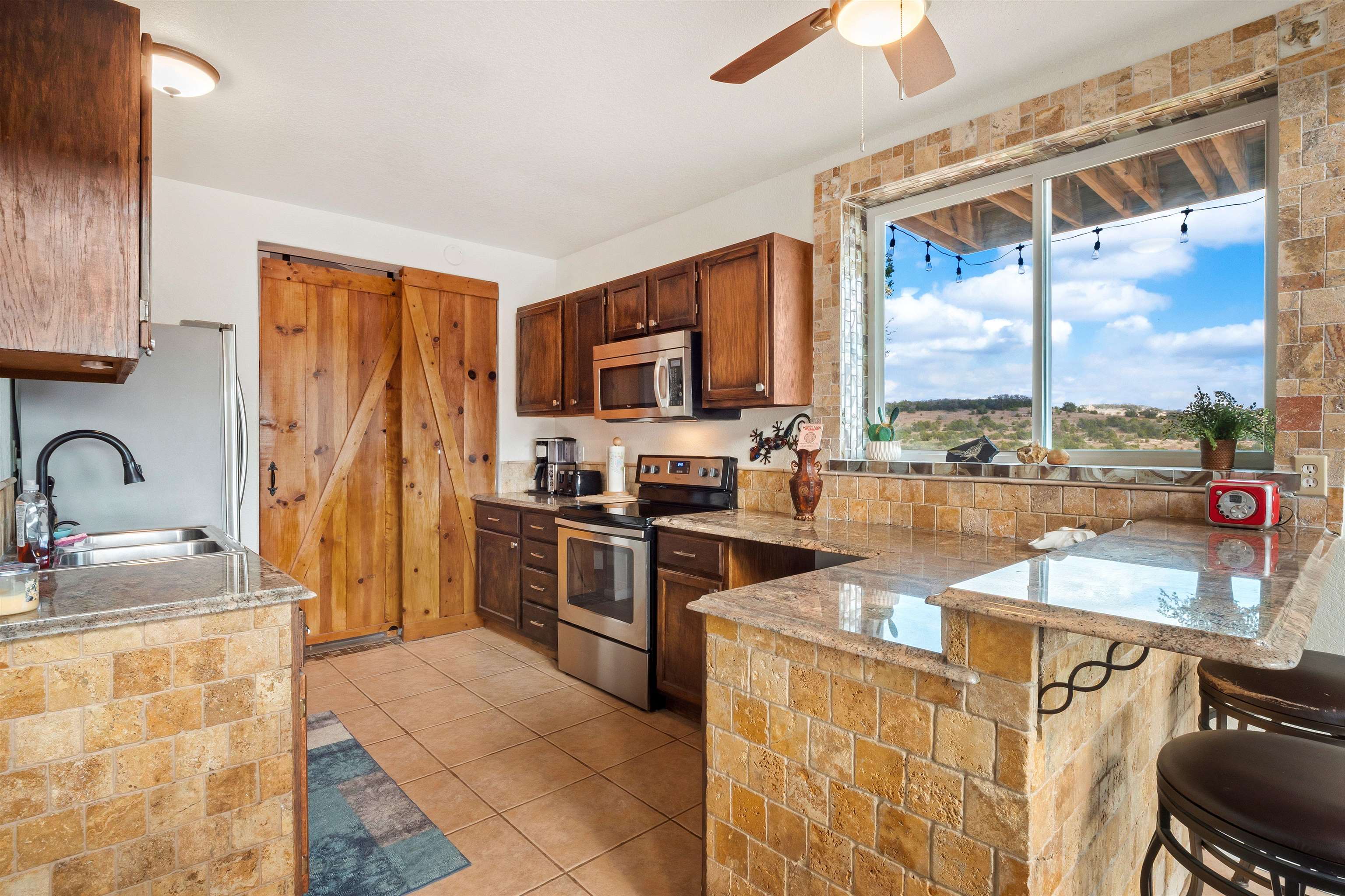 28543 Paradise Manor Marble Falls TX 78654