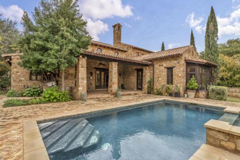 102 Alameda Horseshoe Bay TX 78657