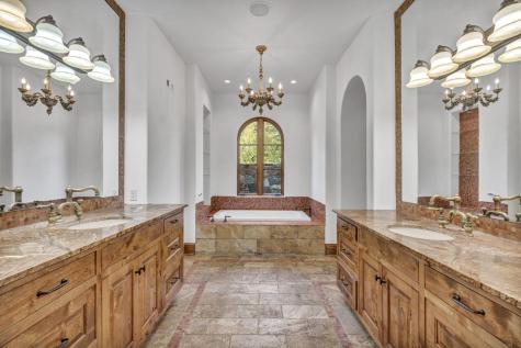 102 Alameda Horseshoe Bay TX 78657