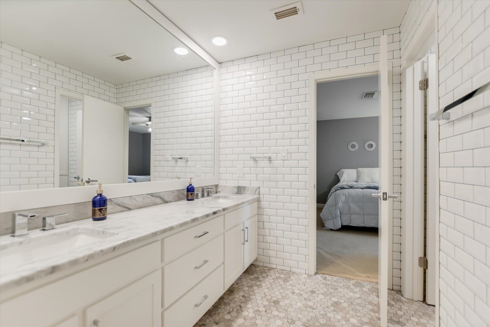 510 Lucy Lane Horseshoe Bay TX 78657