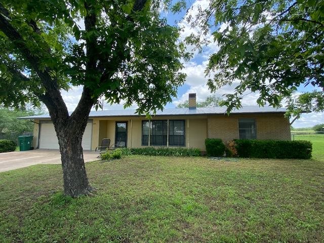 202 Post Oak Drive Llano TX 78643