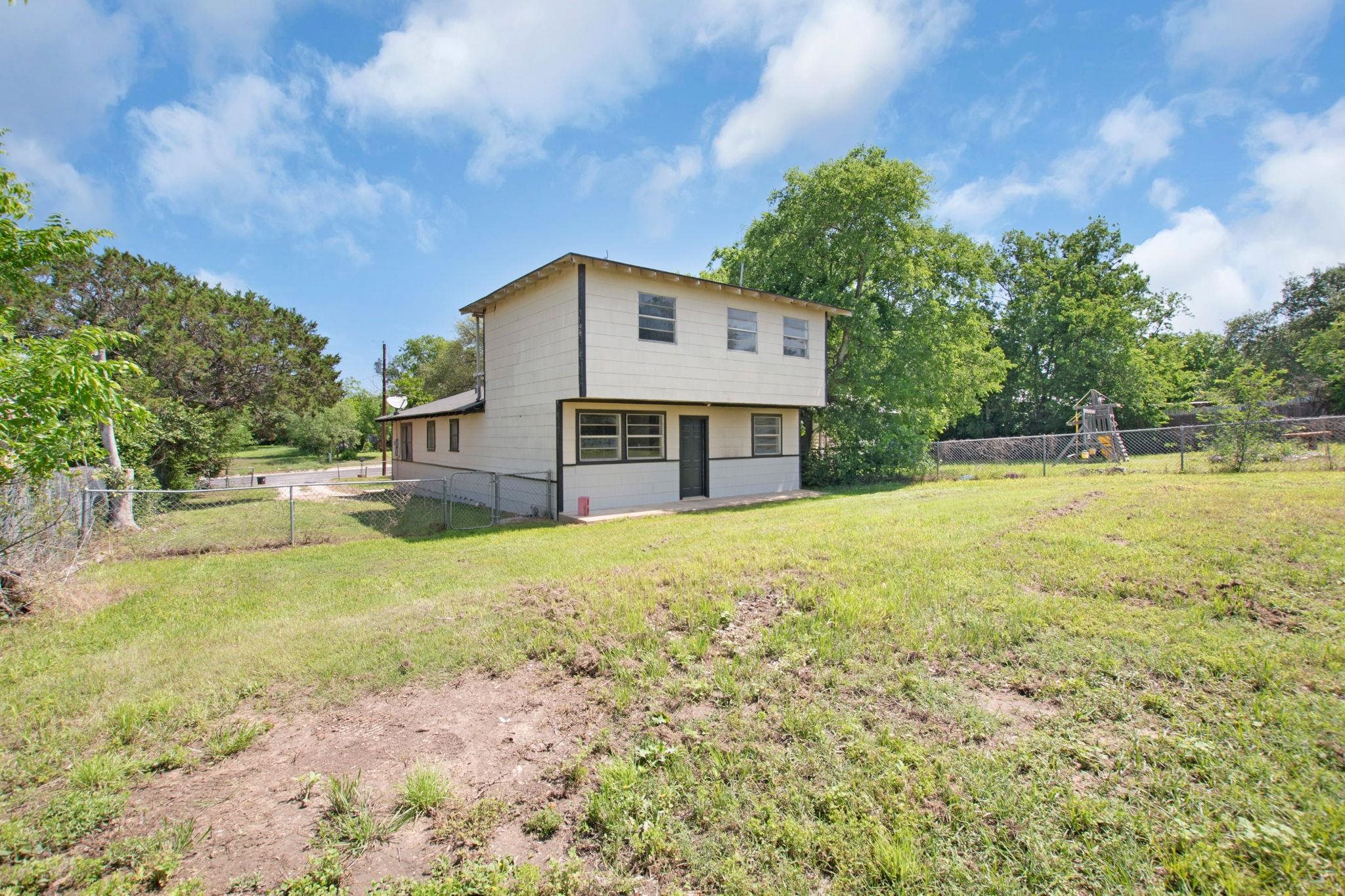 1210 Cloud Street Lampasas TX 76550