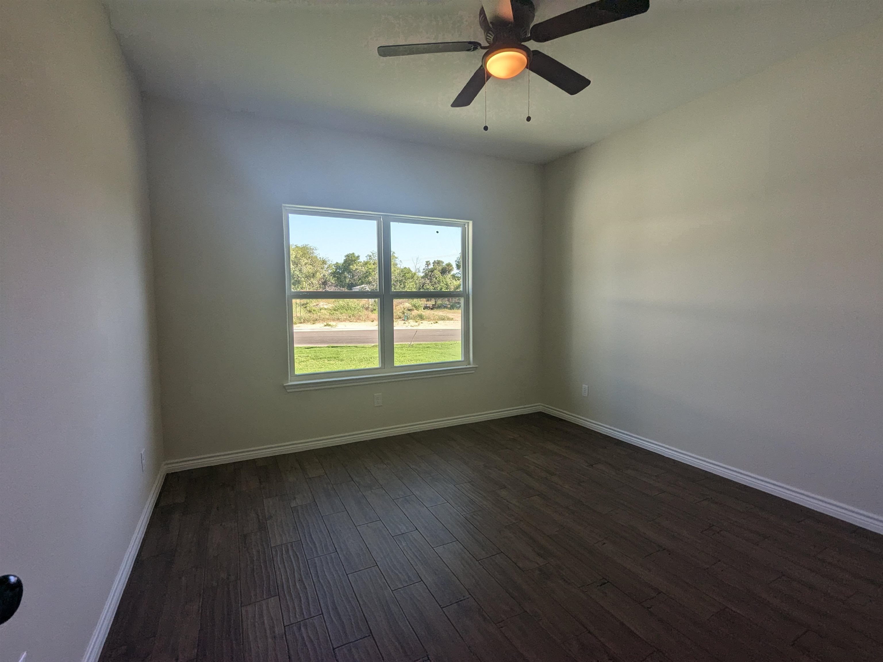 1708 E Ave G Lampasas TX 76550