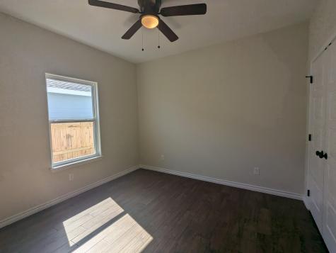 1708 E Ave G Lampasas TX 76550