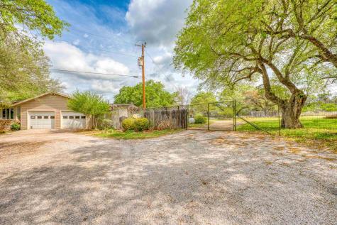 121 County Road 143 Burnet TX 78611
