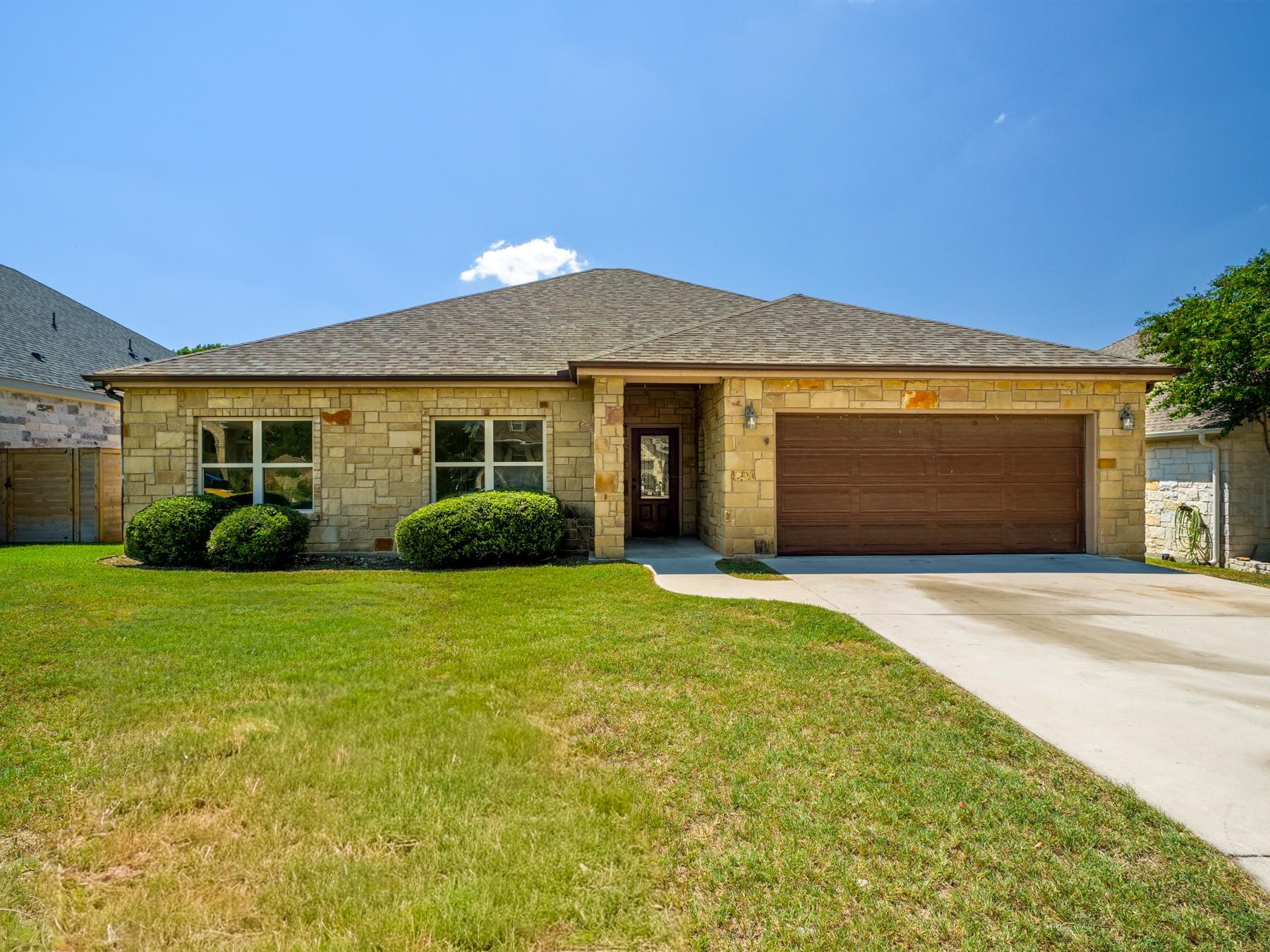 419 Spyglass Street Meadowlakes TX 78654