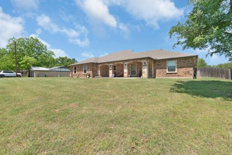 7 Deb Lynn Avenue Lampasas TX 76550