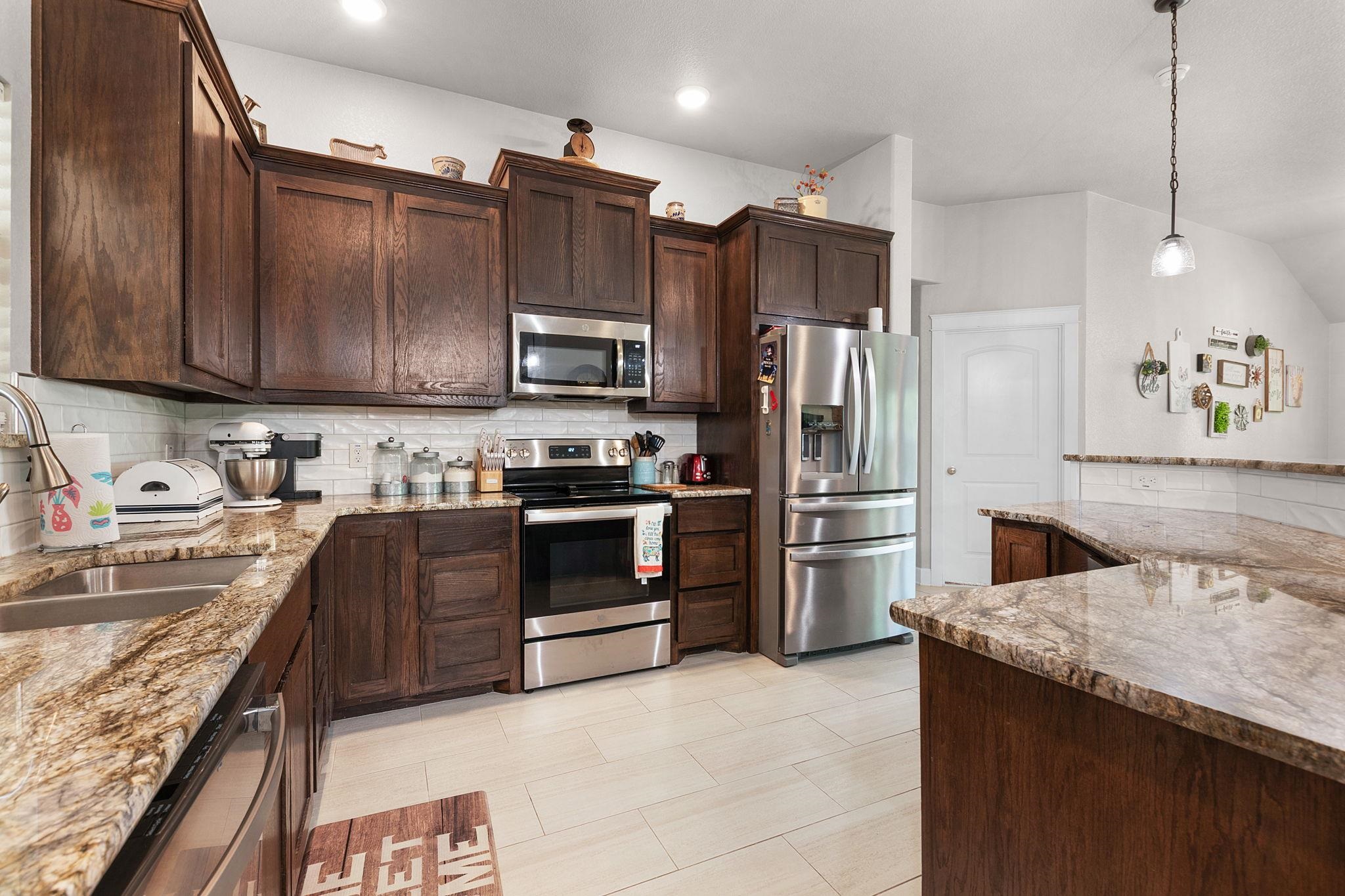 7 Deb Lynn Avenue Lampasas TX 76550