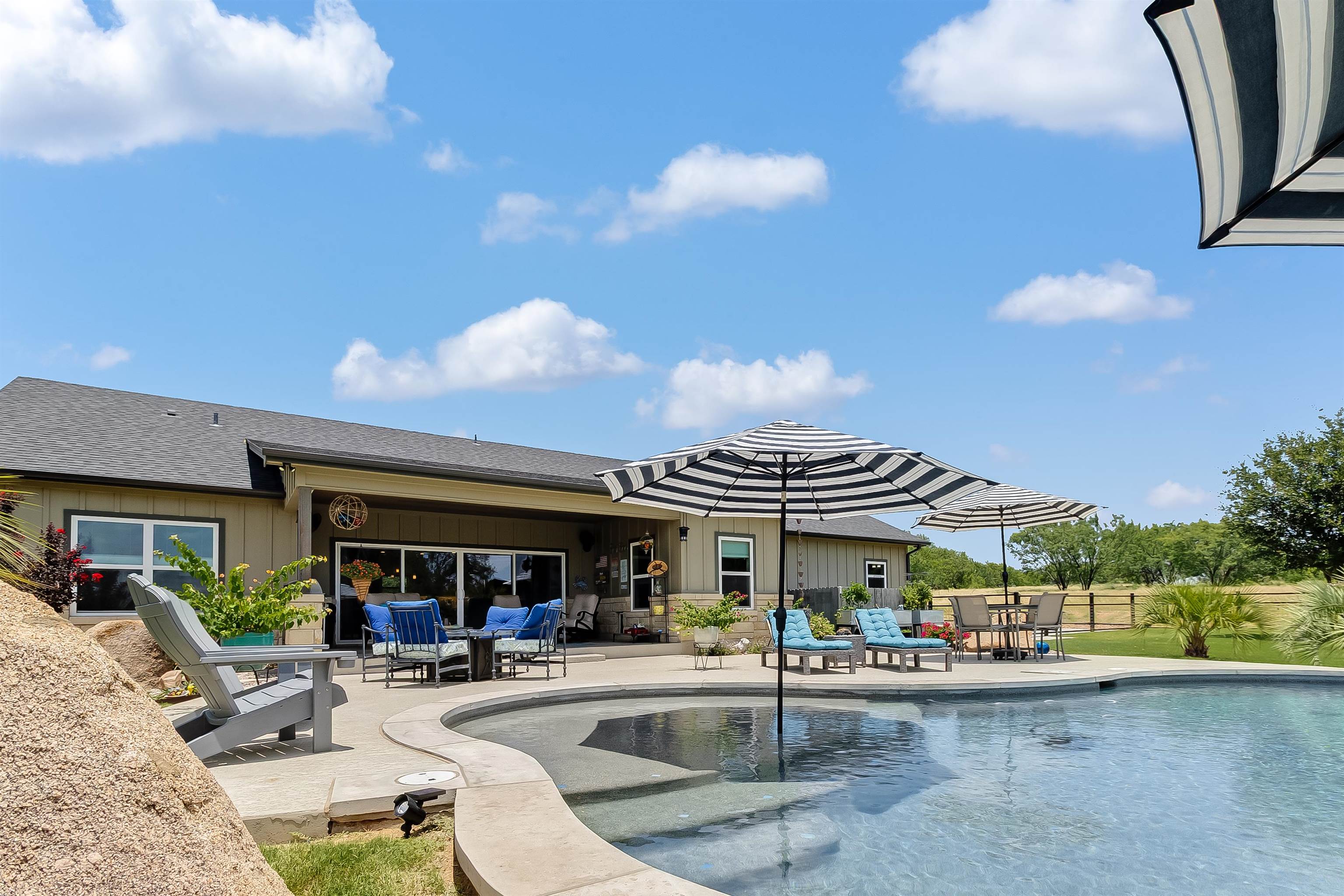 106 Samantha Lane Kingsland TX 78639