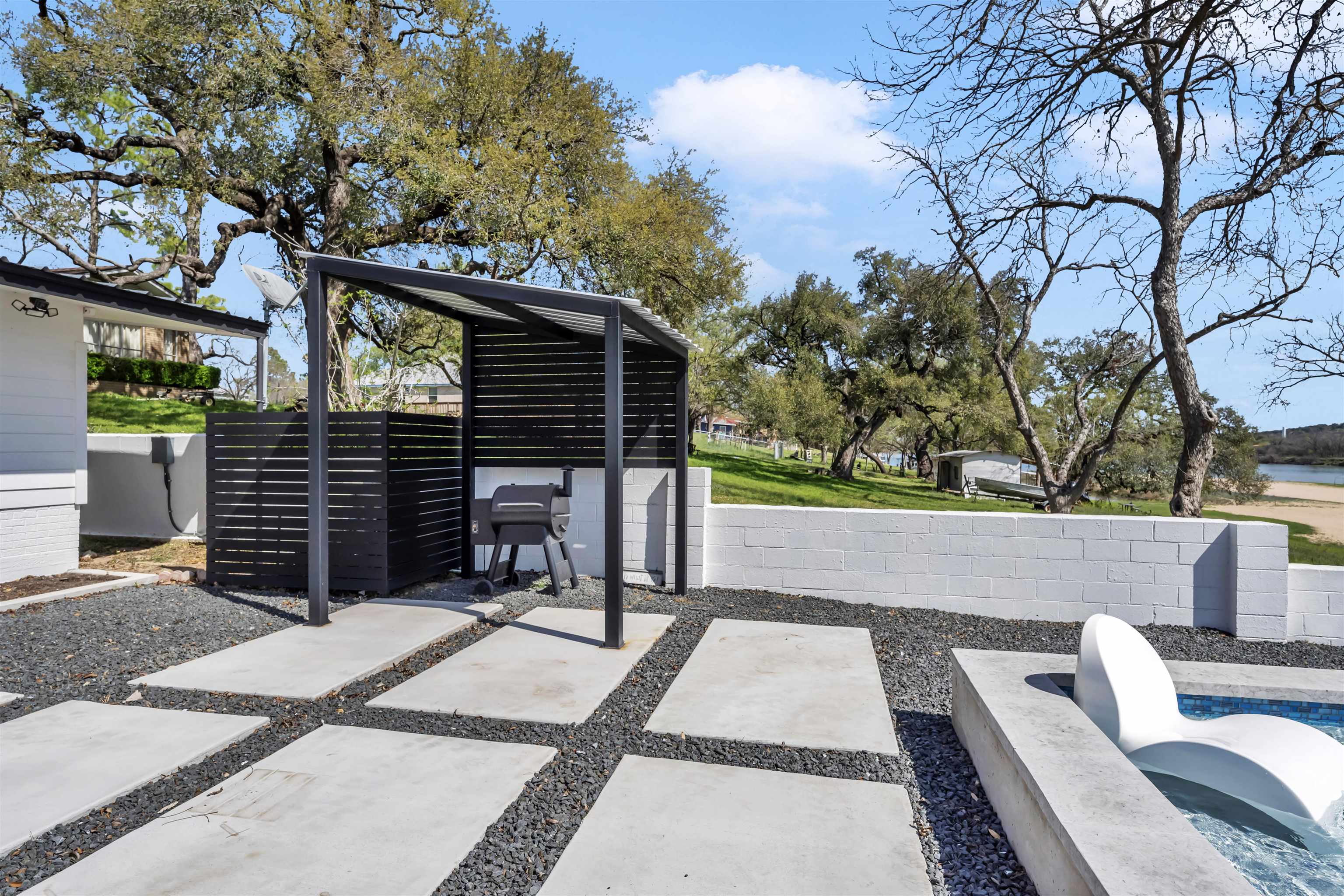 3424 River Oaks Drive Kingsland TX 78639