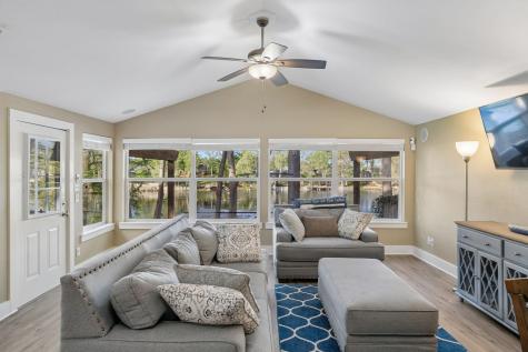 230 Lee Street Seguin TX 78155