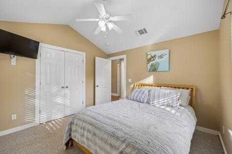 230 Lee Street Seguin TX 78155