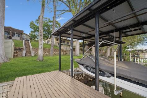 230 Lee Street Seguin TX 78155