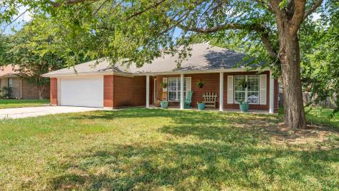 1004 E Johnson Street Burnet TX 78611