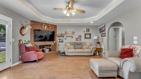 1004 E Johnson Street Burnet TX 78611